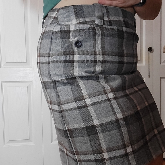Plaid Mini Skirt - Picture 4 of 6